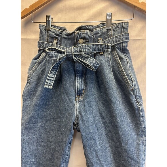 Abercrombie & Fitch Denim - Abercrombie & Fitch Mom Jean Ultra High-Rise Raw Hem Paper Bag Waist Women's 0